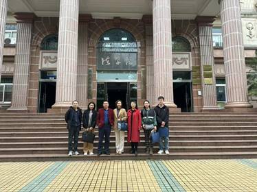 说明: D:\司法鉴定（必赢776net）\2023年司法鉴定项目材料\网页维持材料\孟滟所长一行.jpg